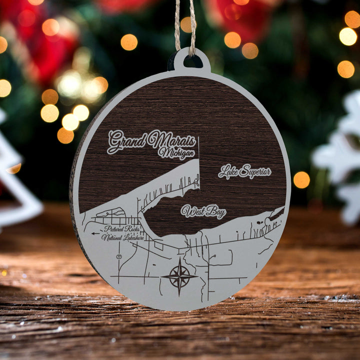 FP1576 - Grand Marais, MN Engraved Ornament (Standard)