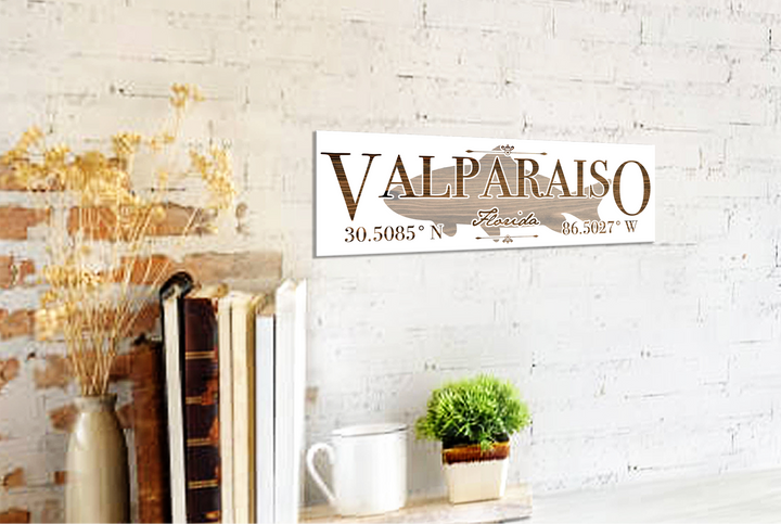 FP0772 - Valparaiso, FL Fish Engraved Stick (Standard)