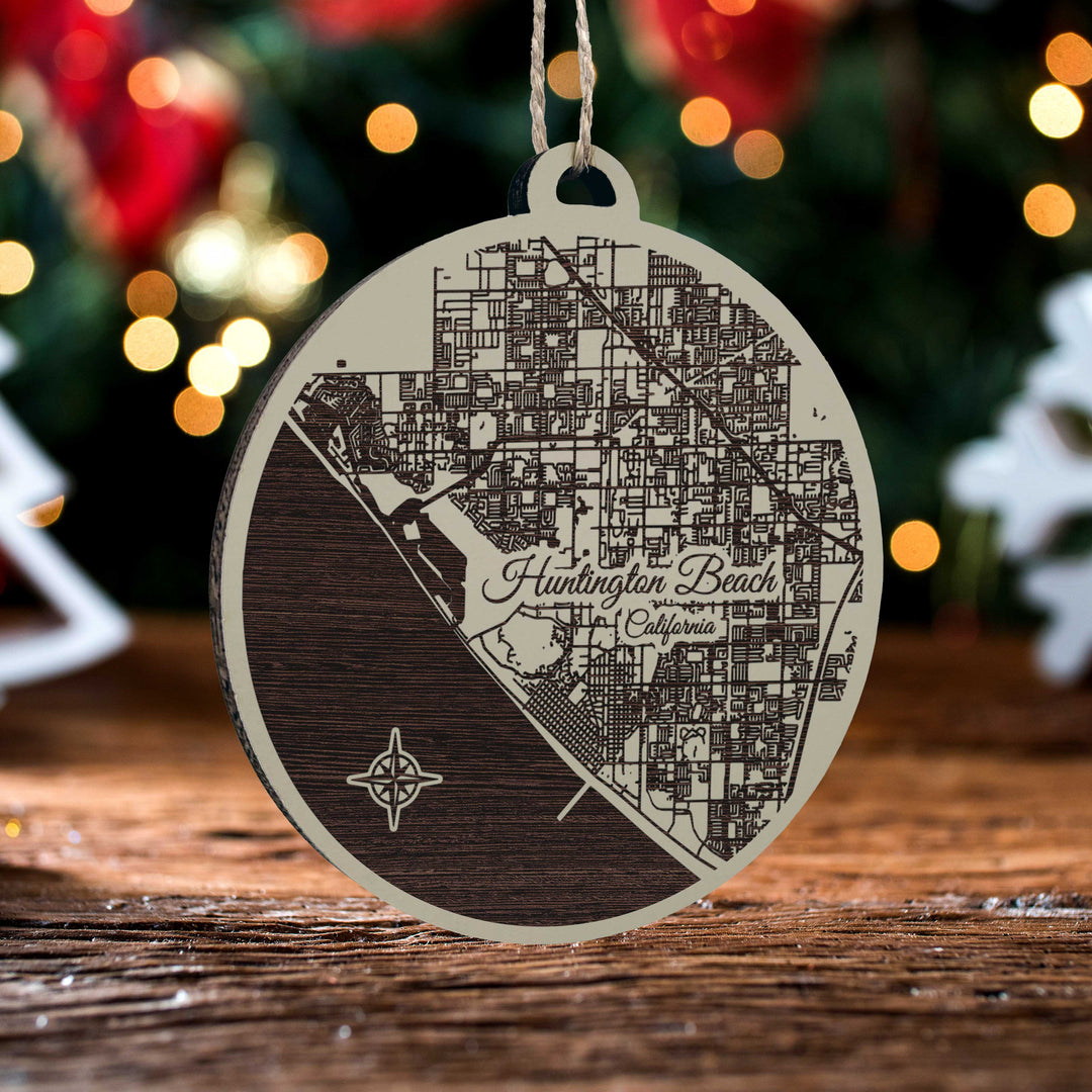 FP0680 - Huntington Beach, CA Engraved Ornament (Bronze)